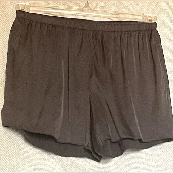 Chaser silky pull on easy shorts - Picture 1 of 9